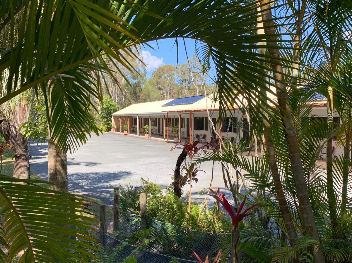 Tin Can Bay Motel Екстериор снимка