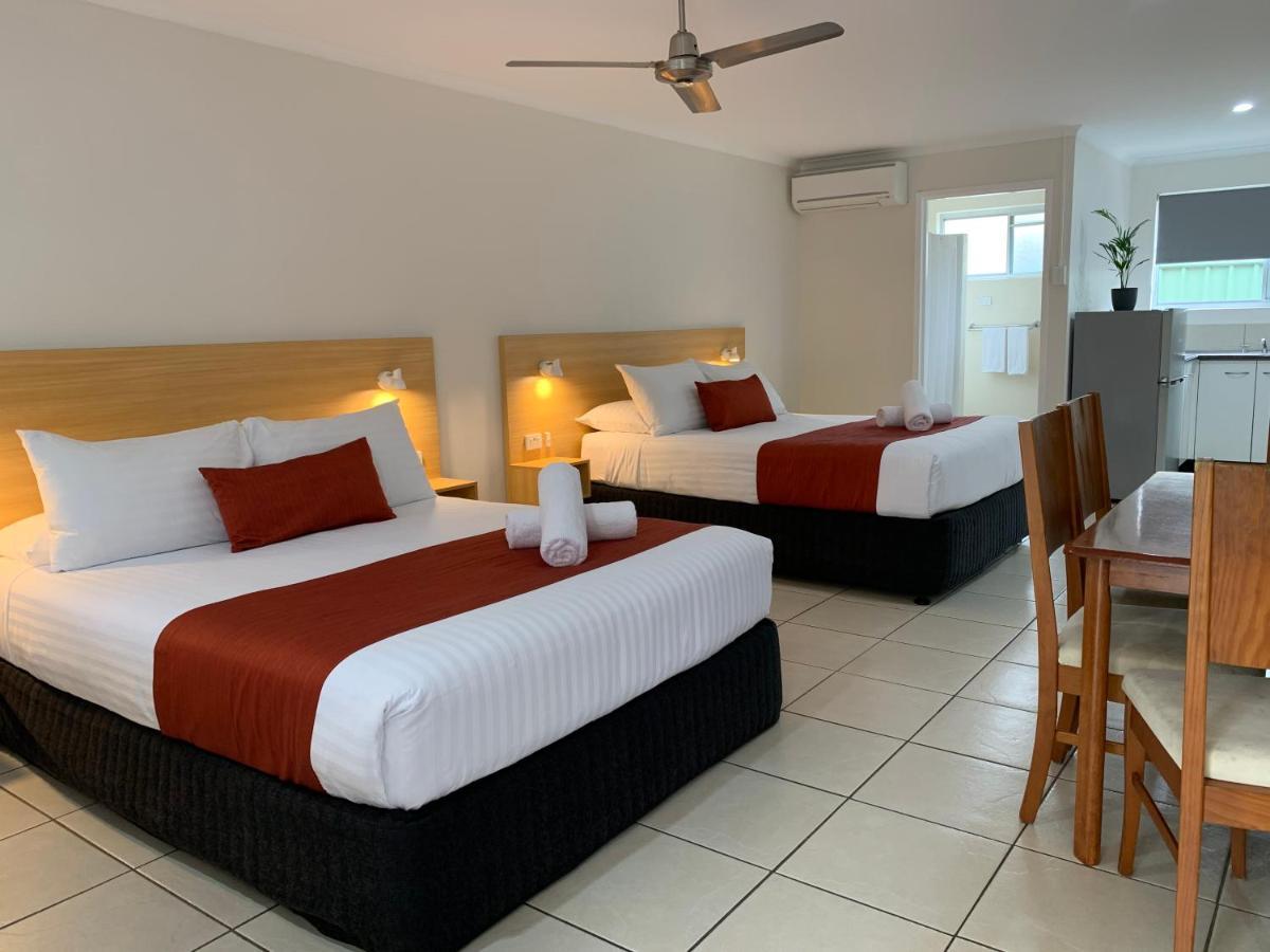Tin Can Bay Motel Екстериор снимка